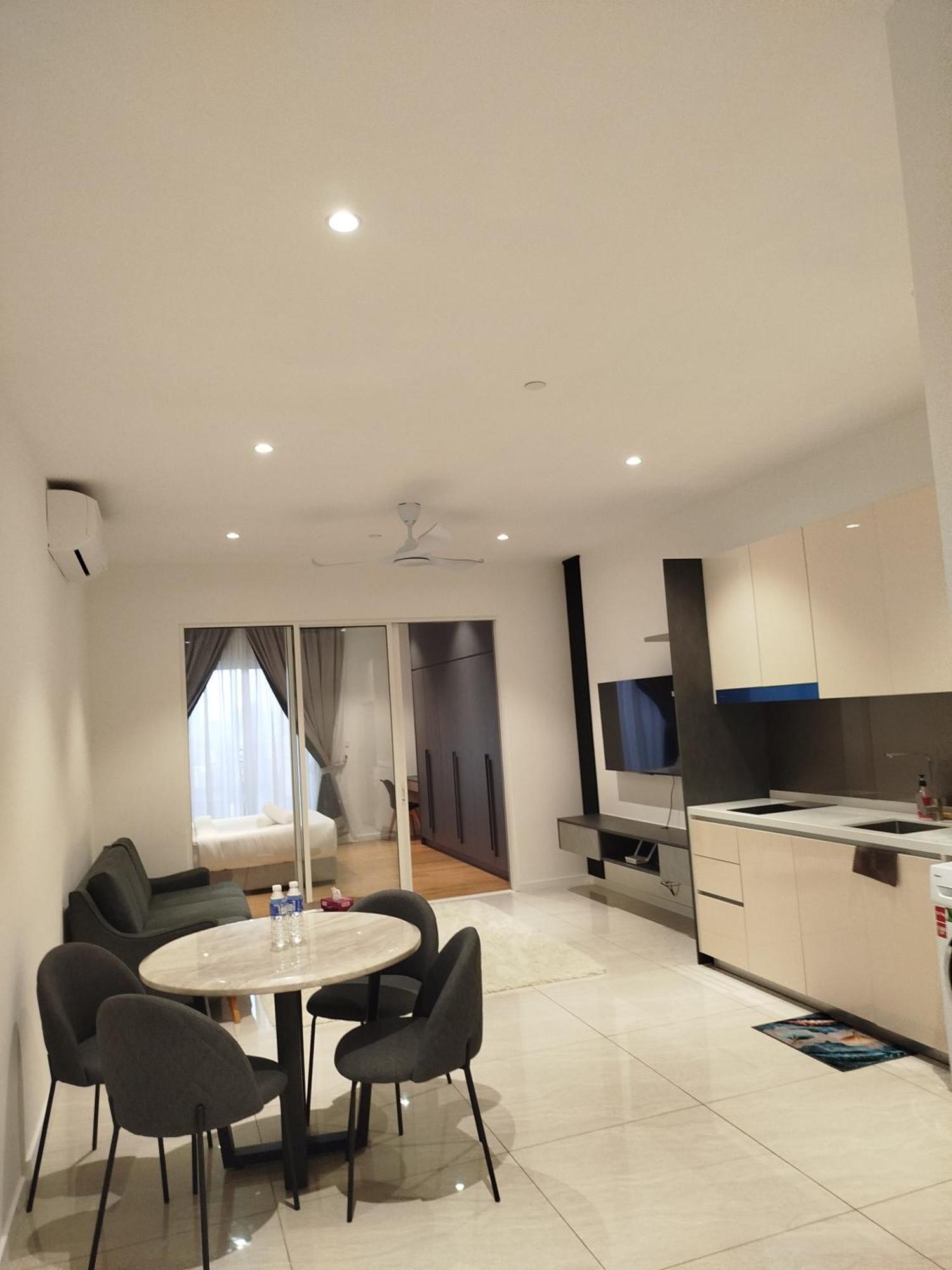 Quill Service Apartment