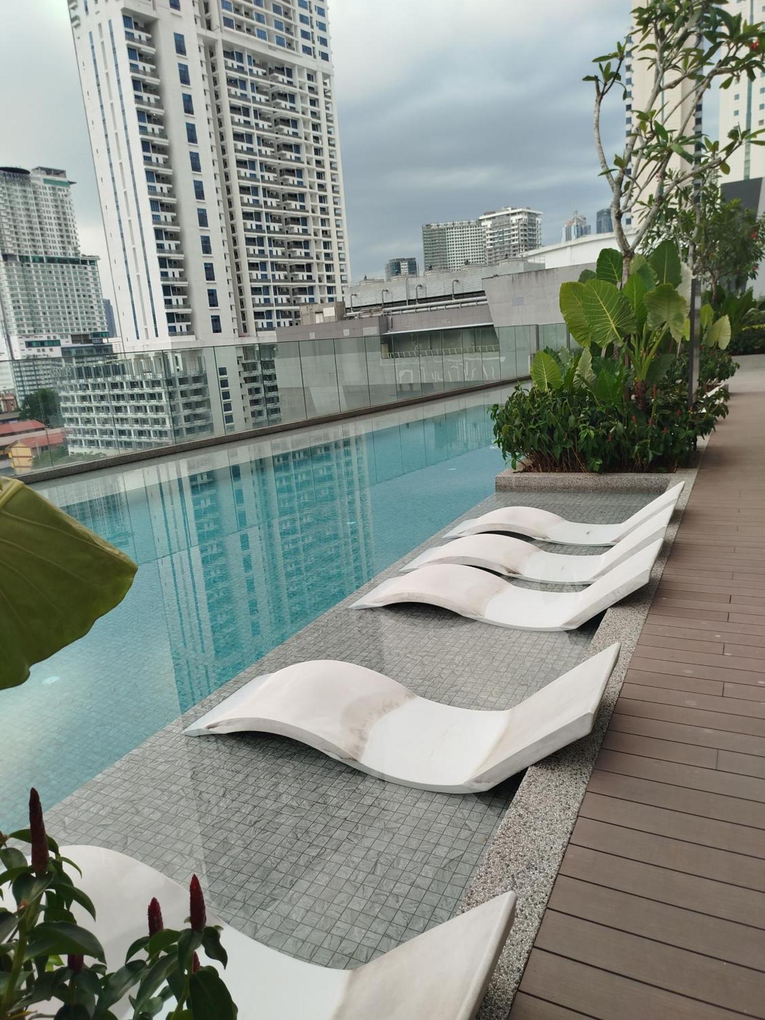 Quill Service Apartment *